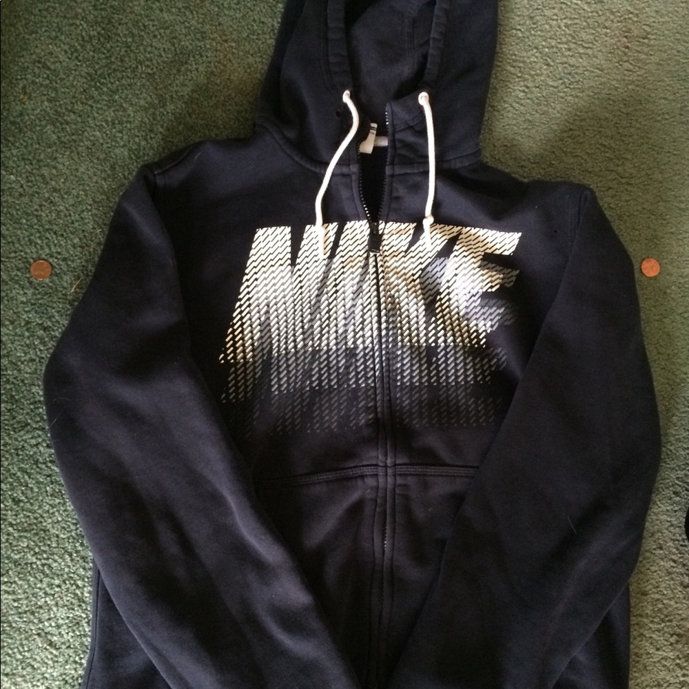 Nike sweatshirt.